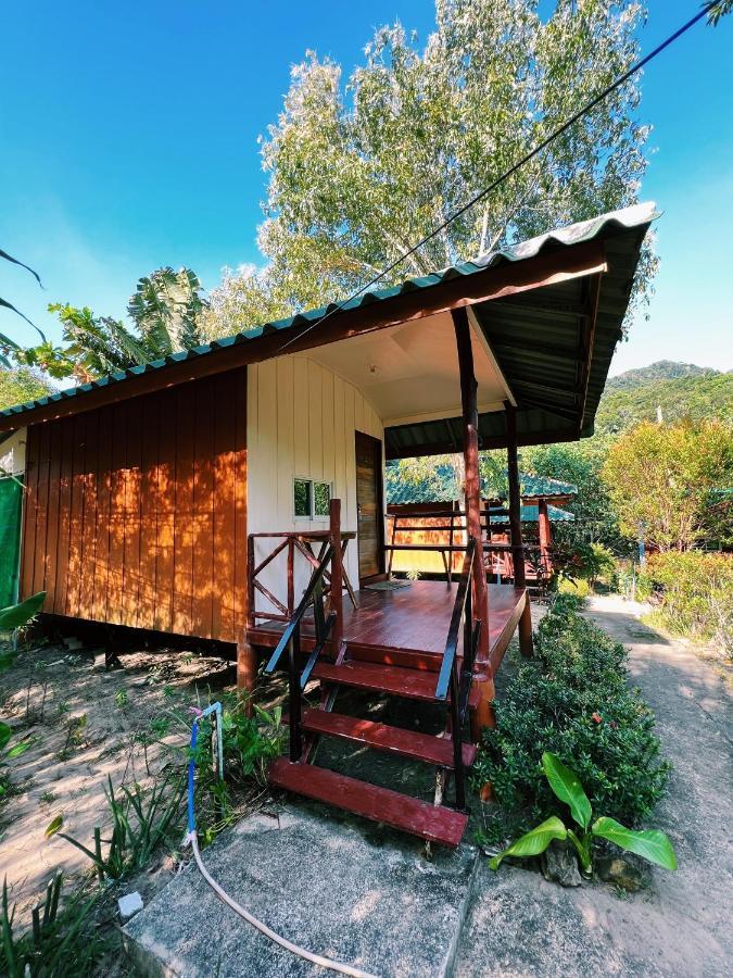 Lonely Groove Hotel Koh Chang Exterior photo